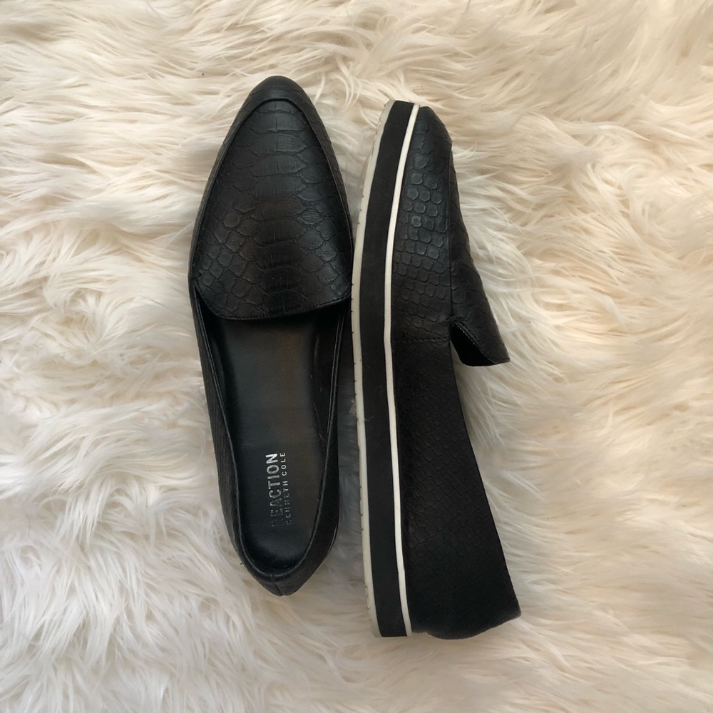 Kenneth Cole Leather Platform Slides
